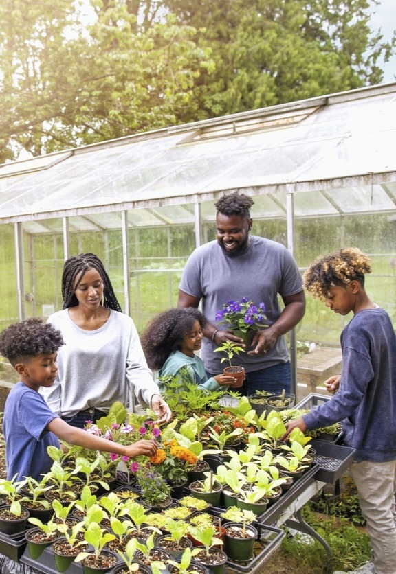 Community members working in the Libreville Urban Garden