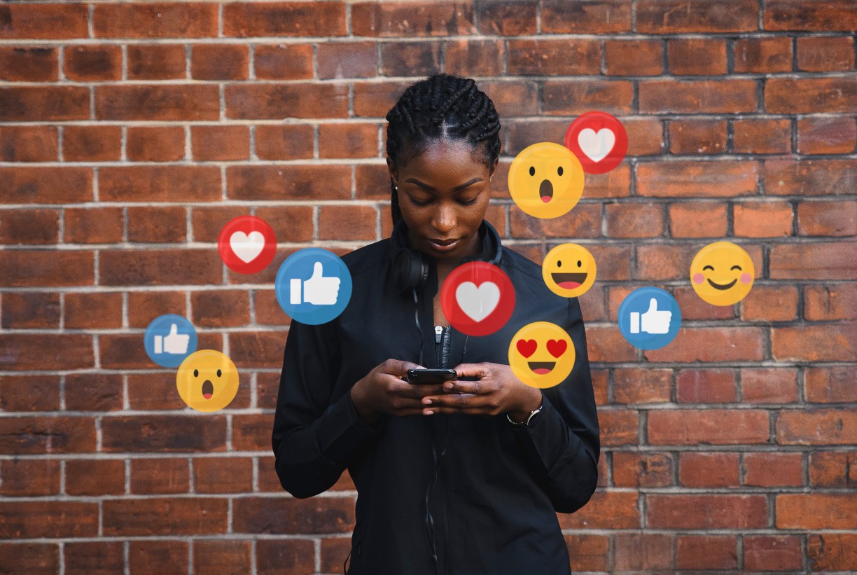 Social Media Volunteer